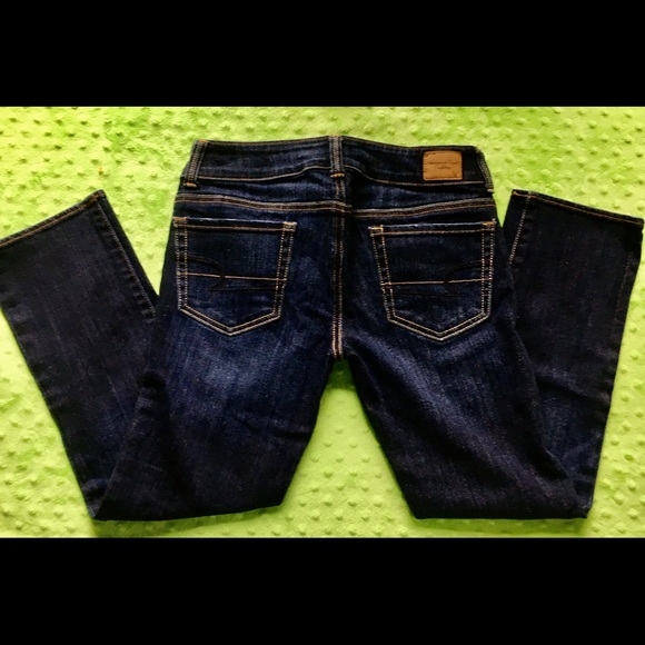 Like new American Eagle Outfitters Jeans - Picture 1 of 2